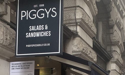 chorus.cx_piggies_mayfair